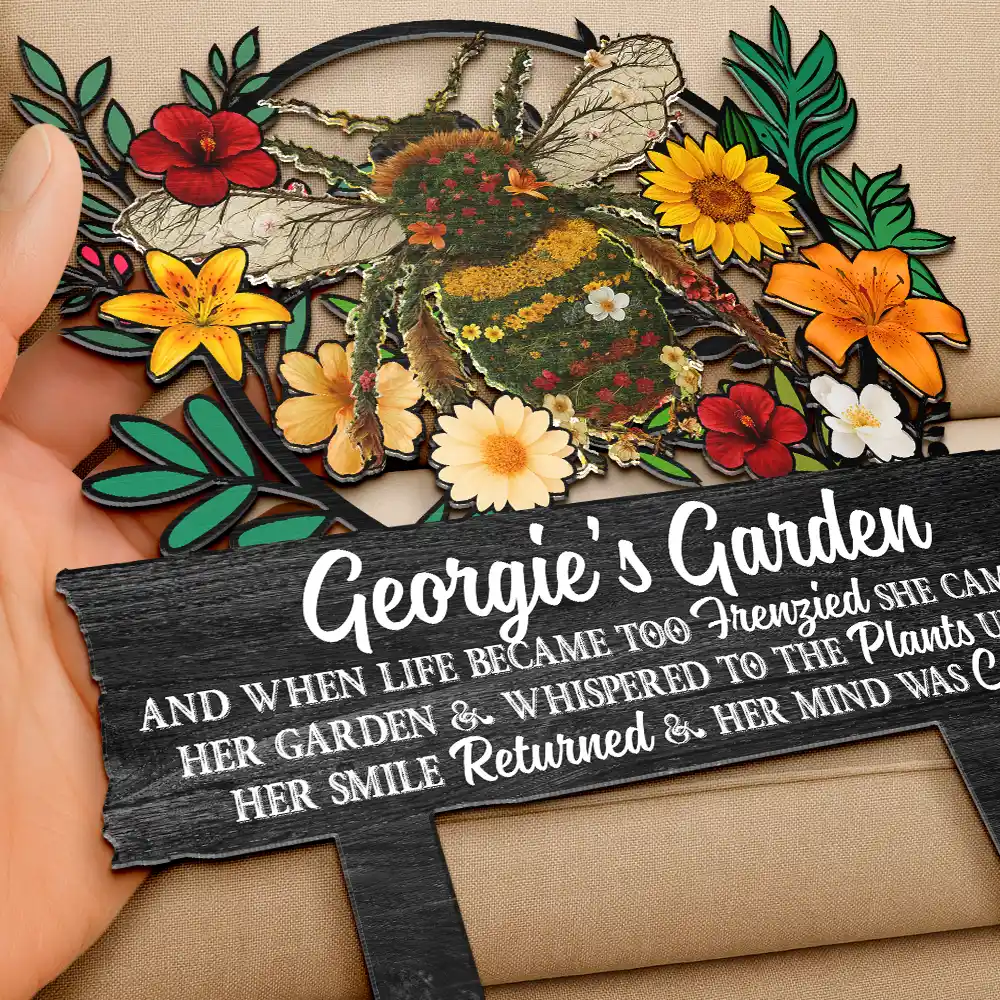 And Into The Garden I Go To Lose My Mind - Personalized Metal Garden Stake - Image 3