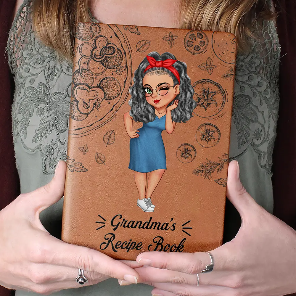Cartoon Woman Recipe Book - Personalized Leather Journal - Image 4