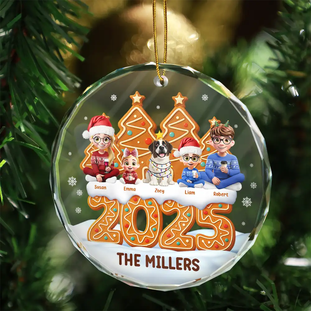 Christmas Family Gingerbread 3D Effect - Personalized Circle Glass Ornament - Image 3