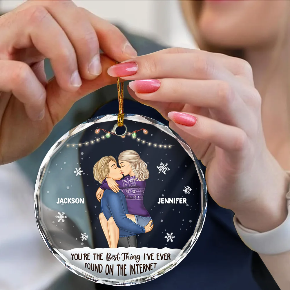 Christmas Kissing Couple Best Thing On The Internet - Personalized Circle Glass Ornament - Image 4