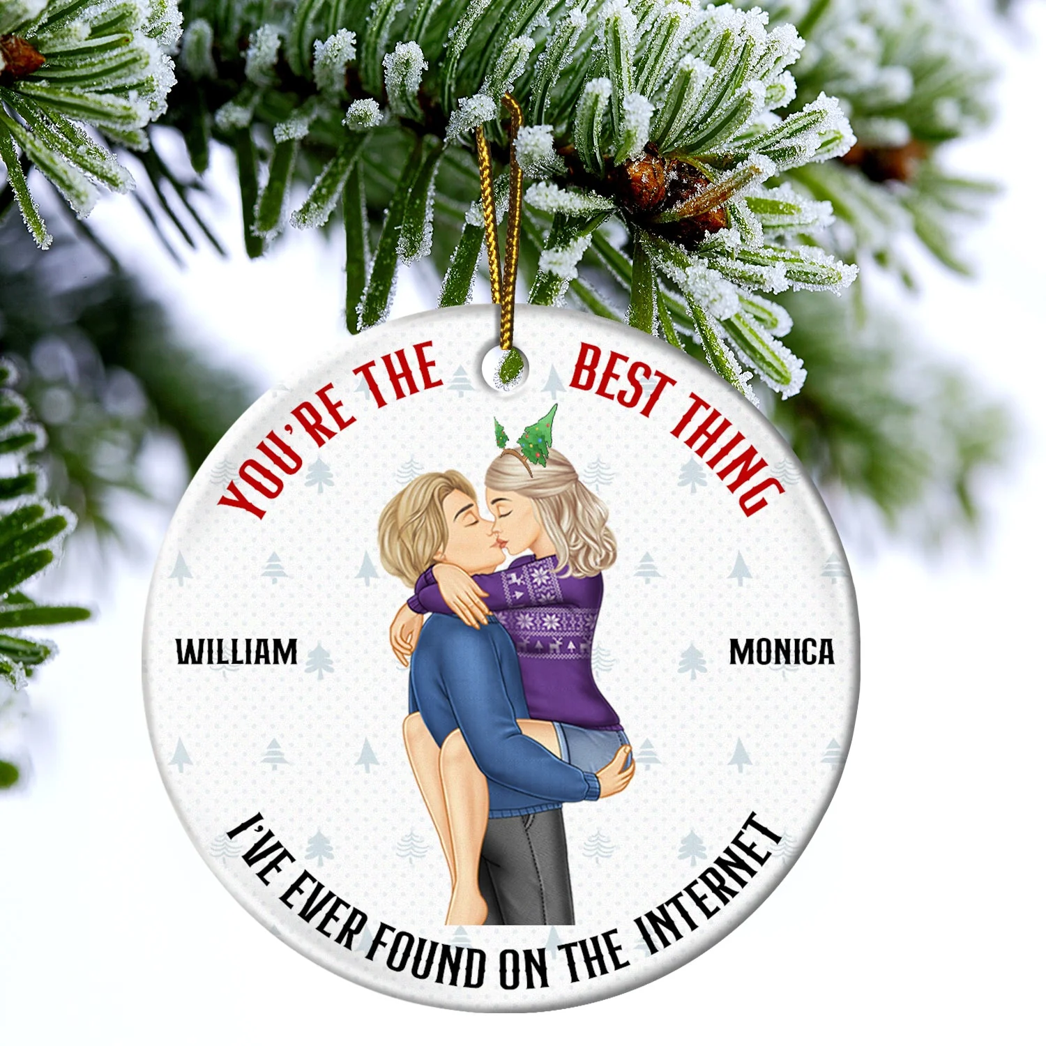 Christmas Kissing Couple Best Things On The Internet - Gift For Couples - Personalized Circle Ceramic Ornament - Image 4