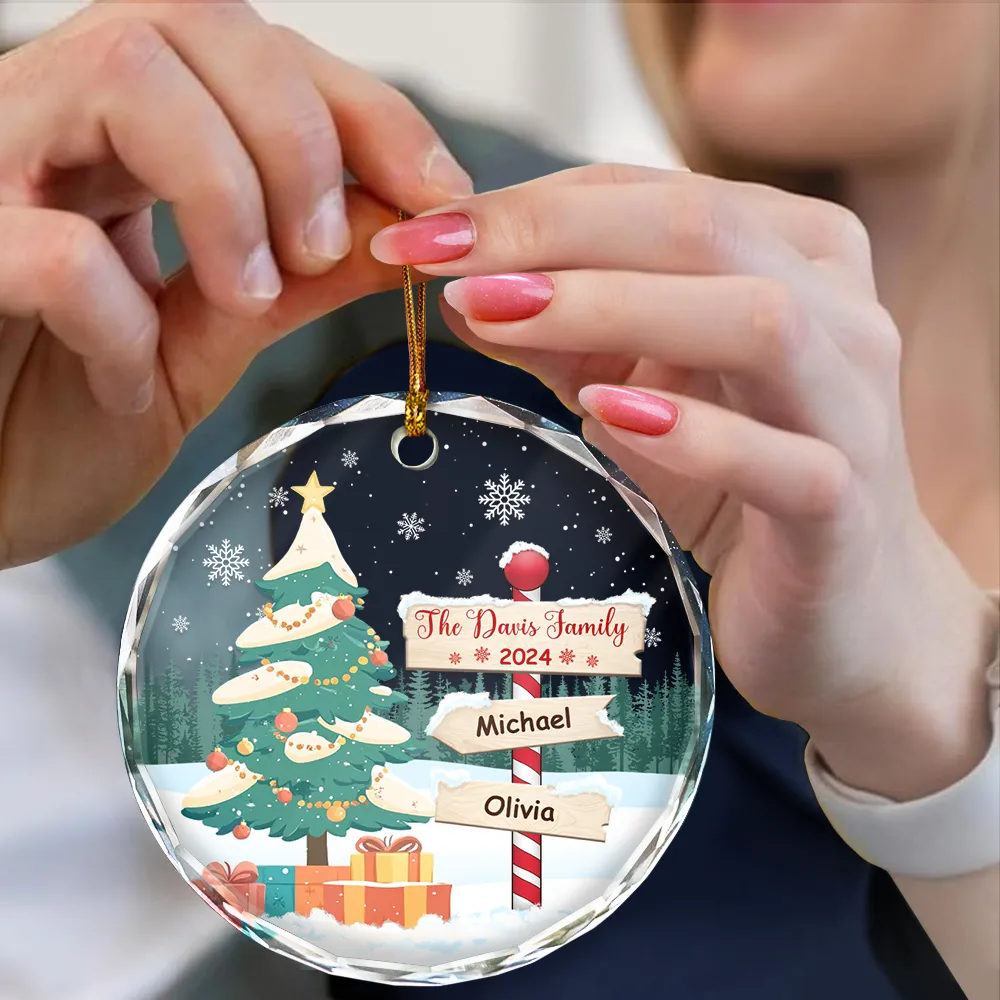 Christmas North Pole Family Name - Personalized Circle Glass Ornament - Image 4