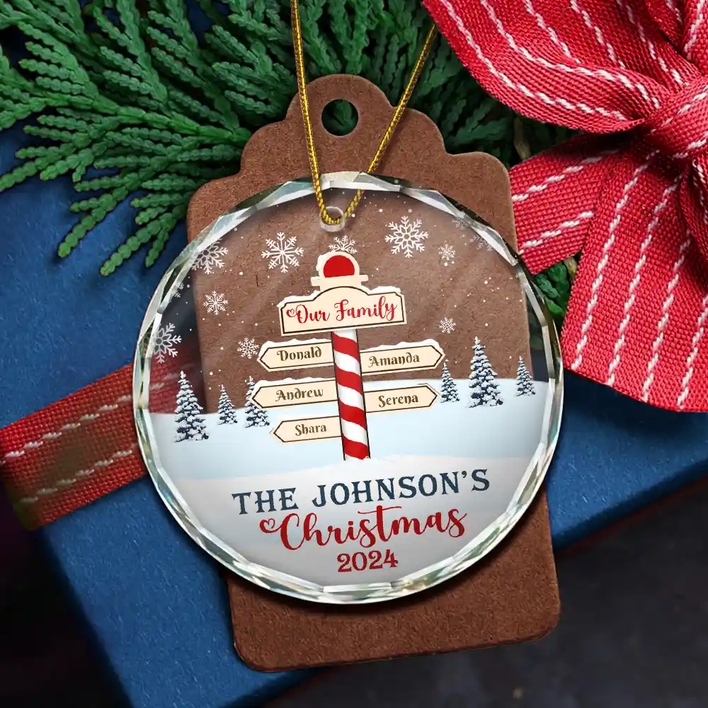 Christmas Noth Pole Family - Personalized Circle Glass Ornament - Image 5