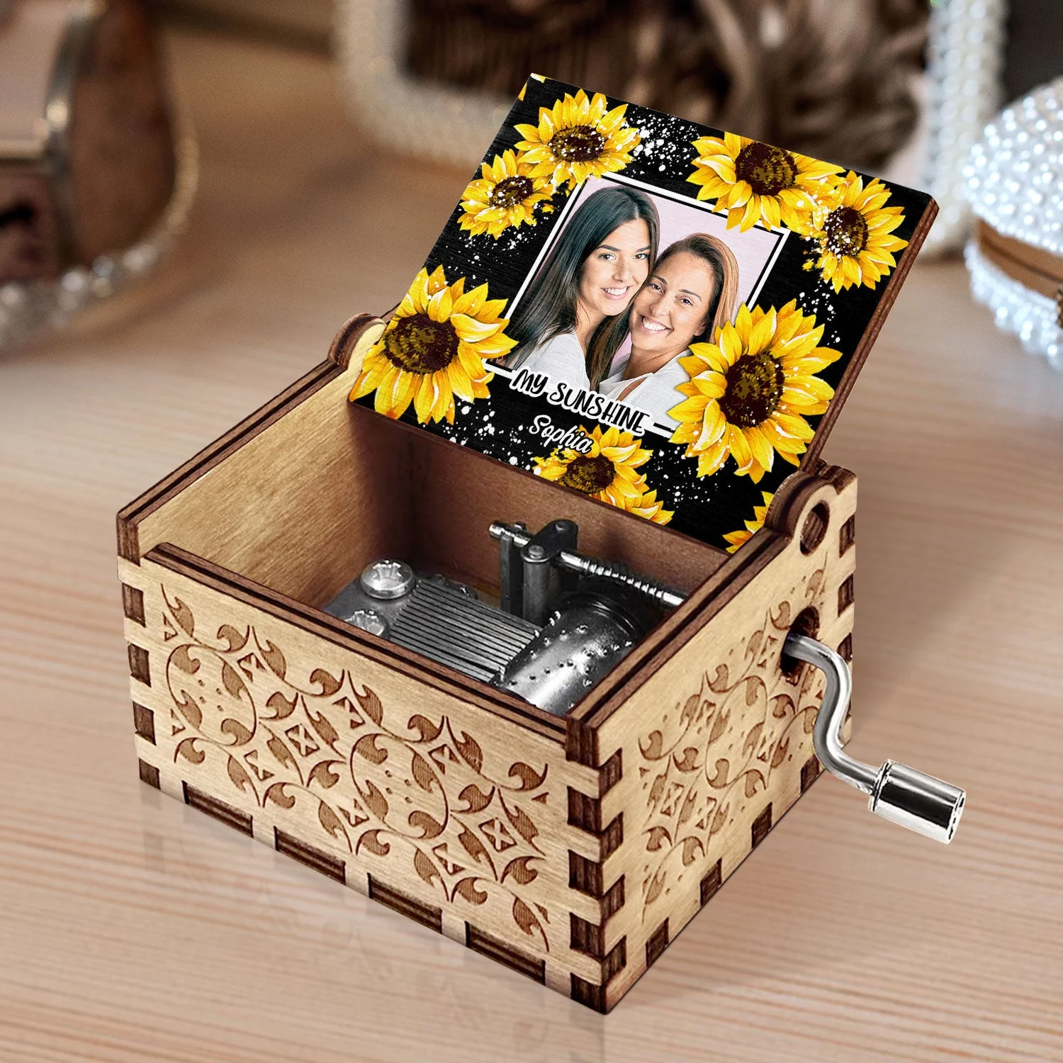 Custom Photo You Are My Sunshine - Birthday, Loving Gift For Mom, Mum, Mother, Nana, Granny - Personalized Spin Button, Hand Crank Music Box - Image 3