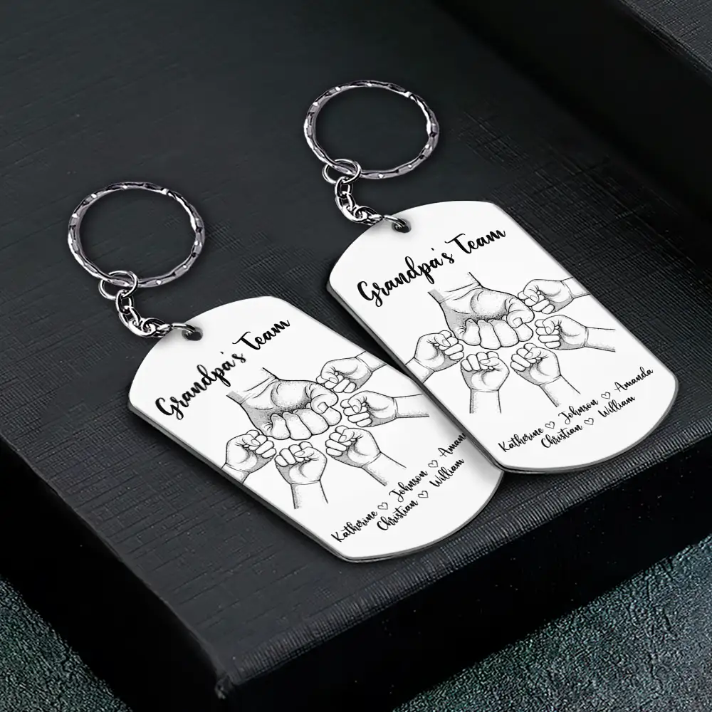 Daddy's Team Fist Bump - Personalized Aluminum Keychain - Image 2
