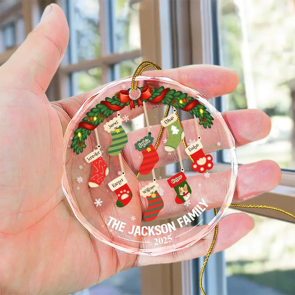 Family Stockings - Personalized Circle Glass Ornament - Image 4