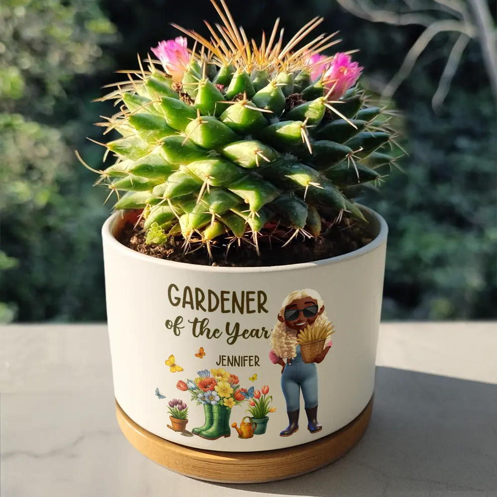 Gardener Of The Year - Personalized Ceramic Plant Pot - Image 4