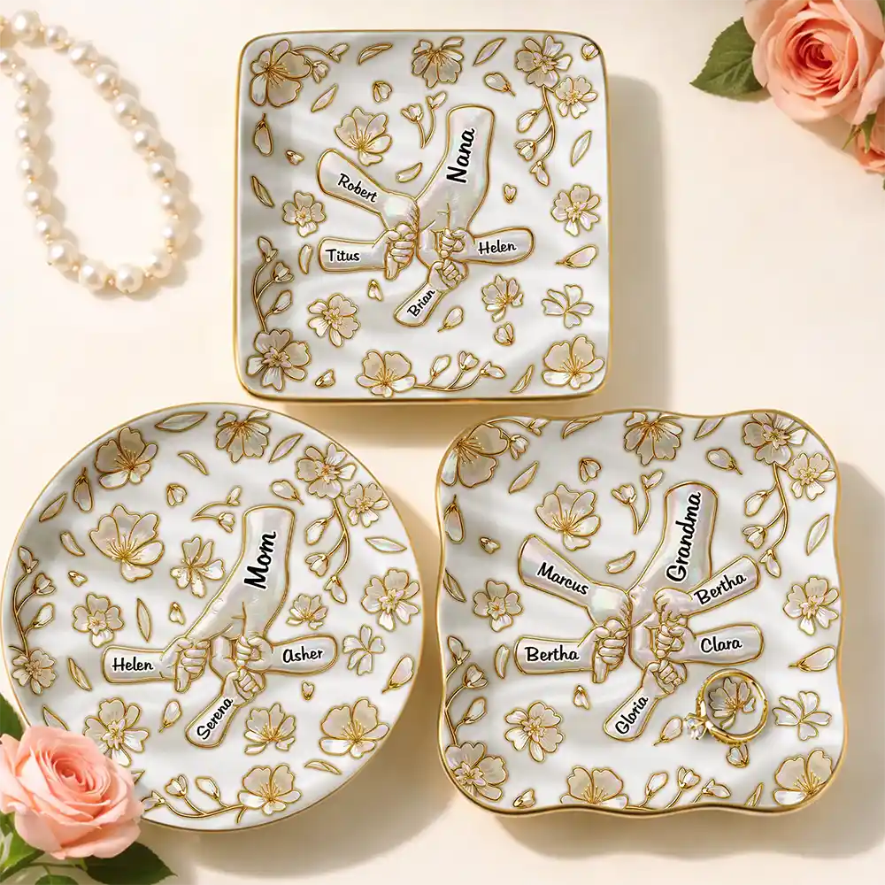 Hand In Hand Mom Grandma Nacre Effect - Personalized Ring Dish