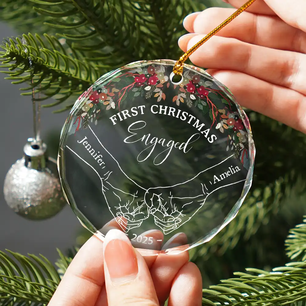 Holding Hands First Christmas Couple - Personalized Circle Glass Ornament - Image 2