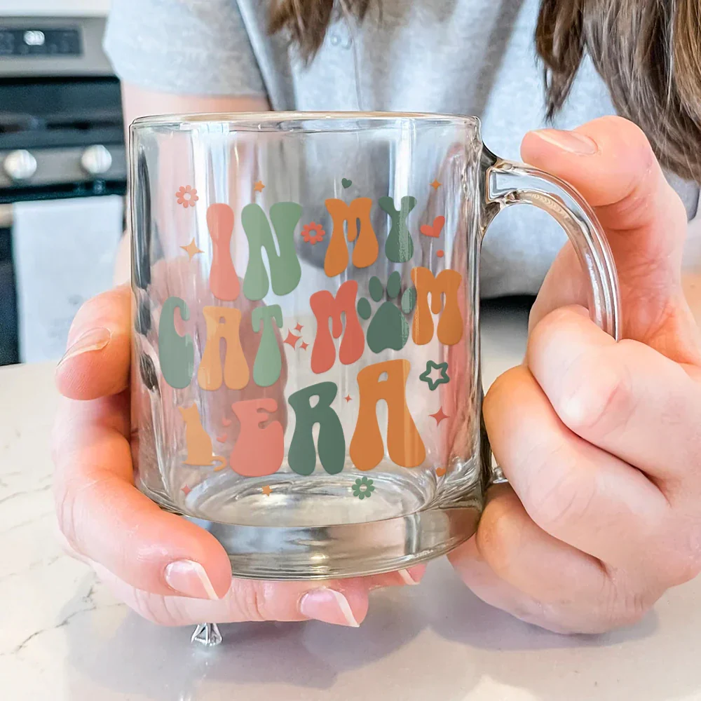 In My Cat Mom Era 3D Effect - Personalized Glass Mug - Image 3