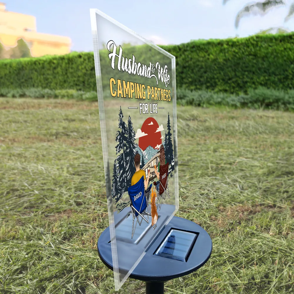 Making Memories One Campsite At A Time Camping Couple - Personalized Solar Light - Image 3