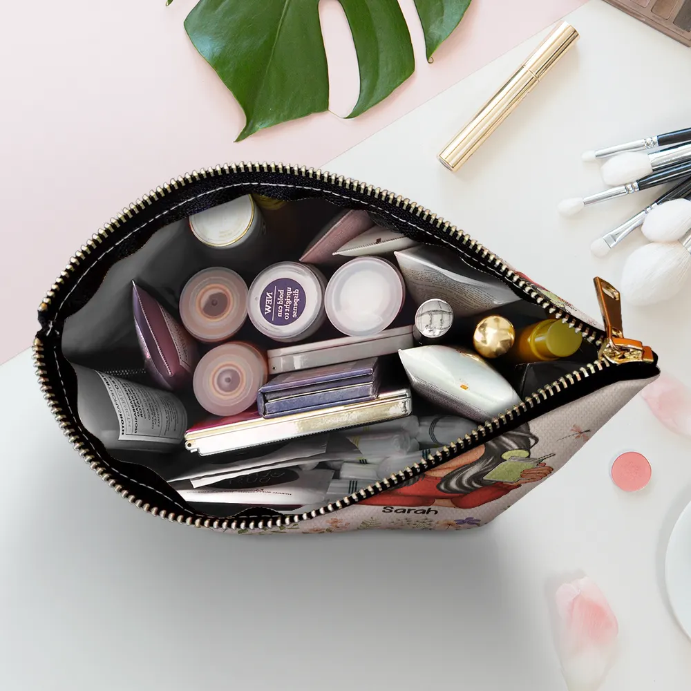 Mom's Grandma's Travel Bag - Personalized Cosmetic Bag - Image 5
