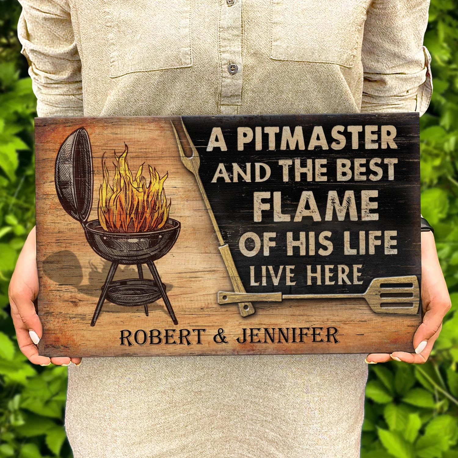 Personalized Grilling Couple Pitmaster Customized Wood Rectangle Sign - Image 4