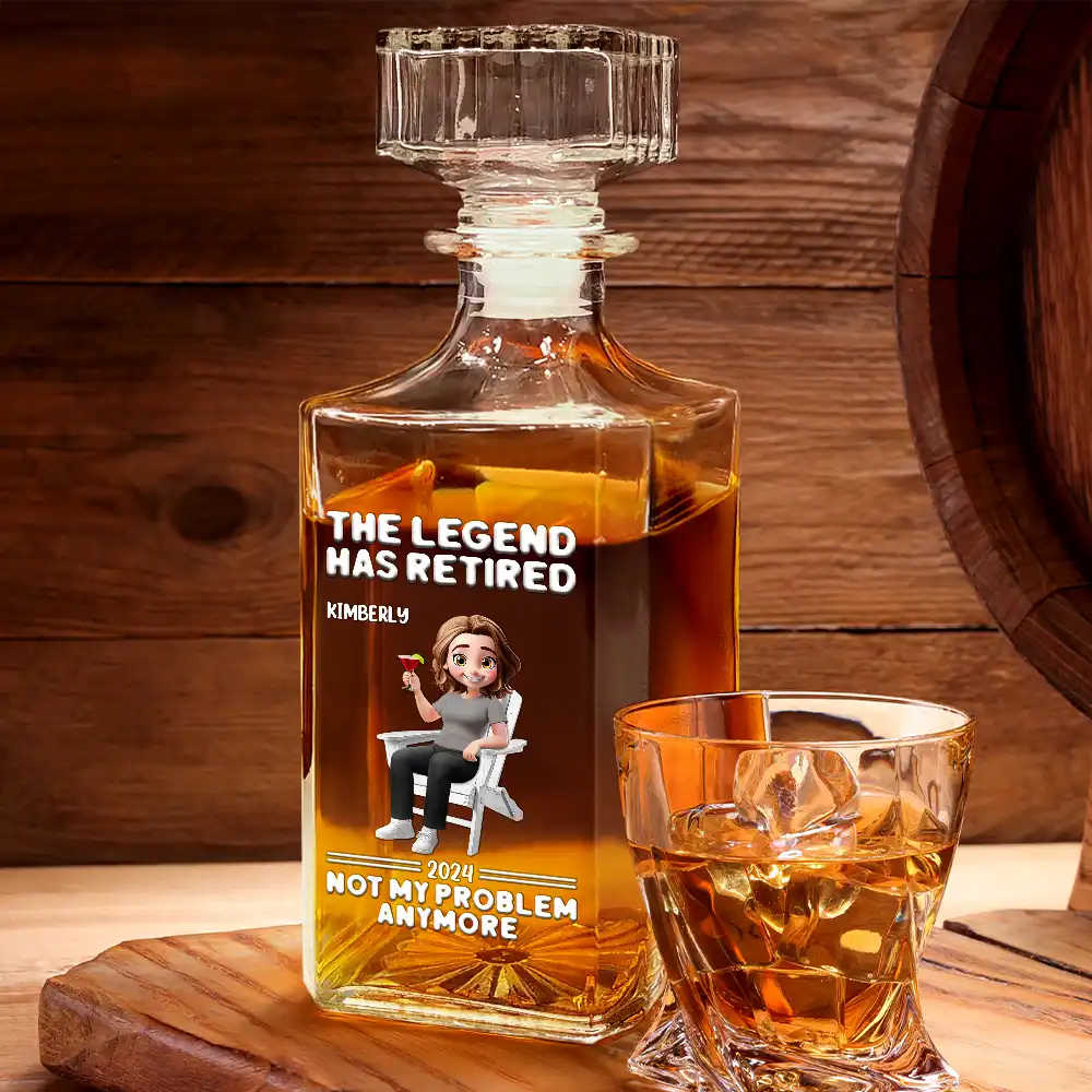 Retired Not My Problem Anymore 3D Effect - Personalized Square Whiskey Bottle - Image 2