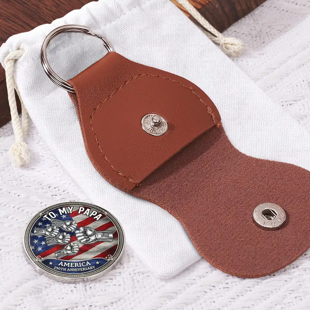 Stars And Stripes Thanks For Being My Dad - Personalized Leather Pocket Hug - Image 2