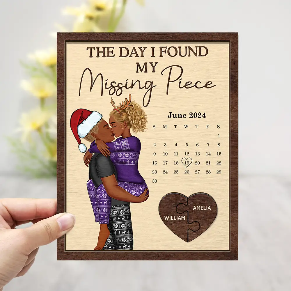 The Day I Found My Missing Piece Kissing Couples Calendar - Personalized 2-Layered Wooden Plaque With Stand - Image 3