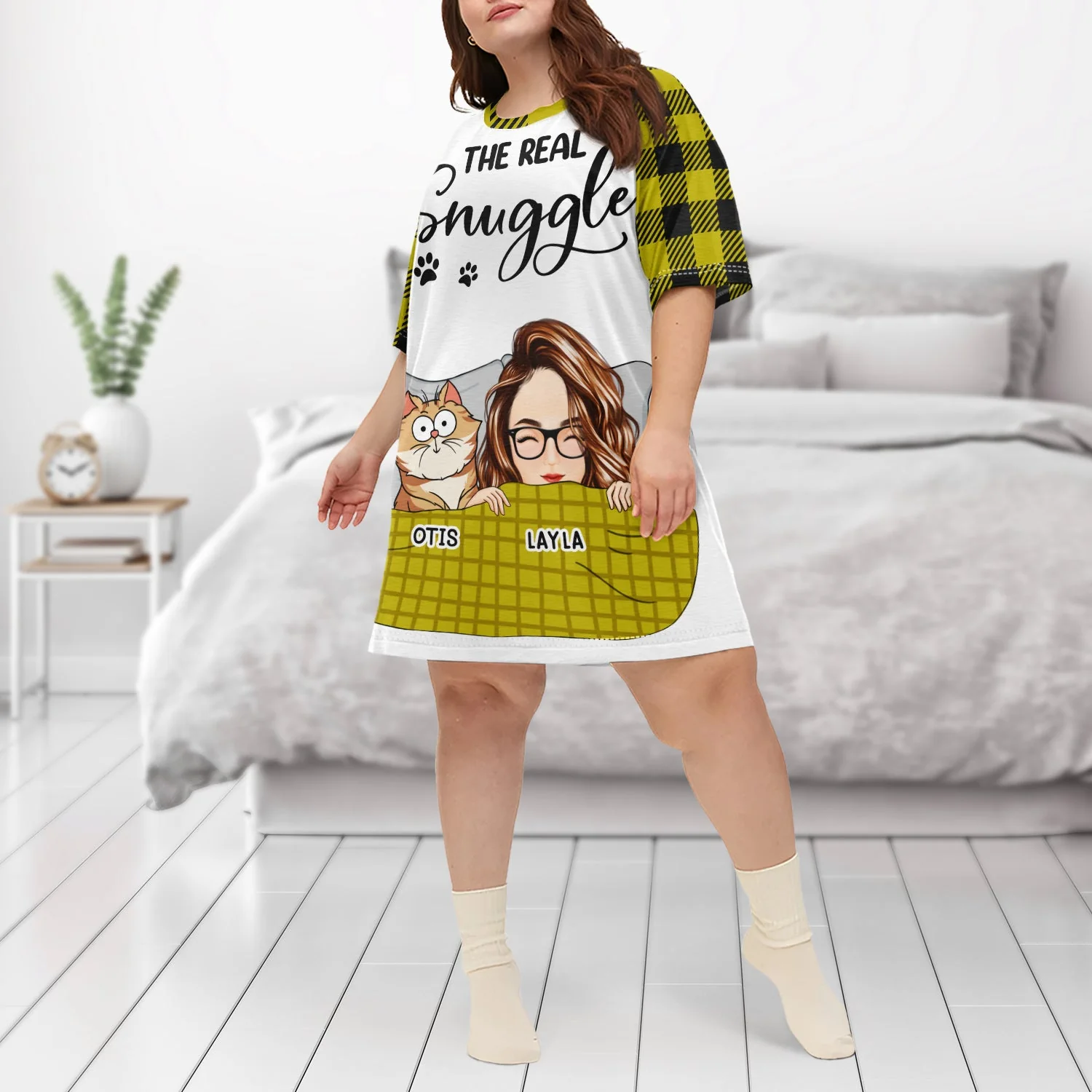 The Real Snuggle Cartoon Style - Gift For Cat Lovers, Cat Mom - Personalized Women's Sleep Tee - Image 3