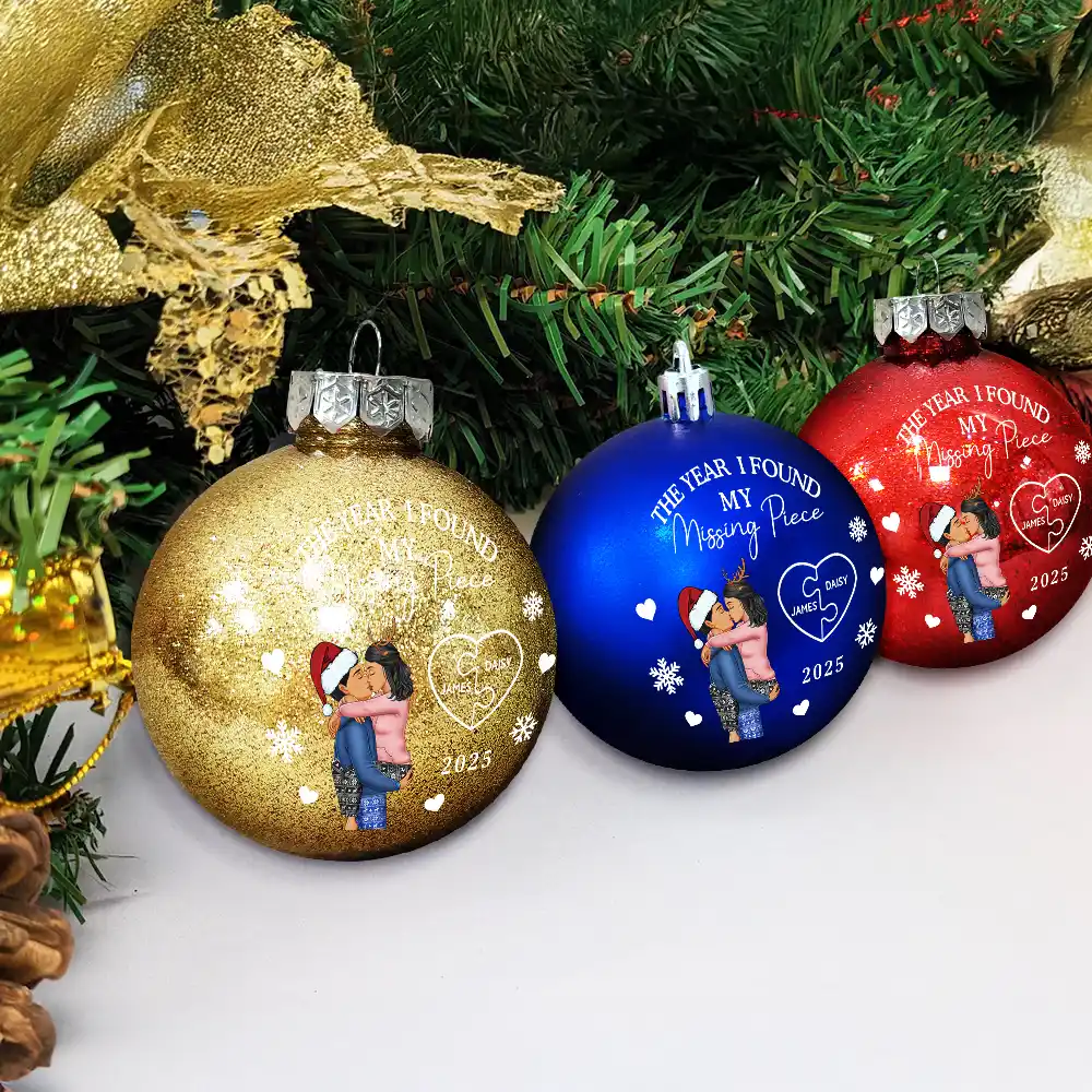 The Year I Found My Missing Piece Kissing Couples - Personalized Ball Ornament - Image 4
