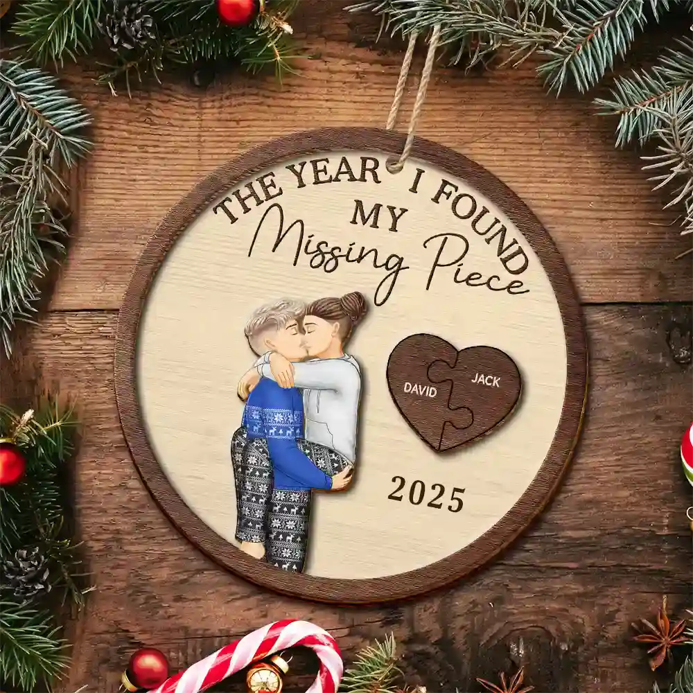 The Year I Found My Missing Piece Kissing Couples Same Gender - Personalized 2-Layered Wooden Ornament - Image 5