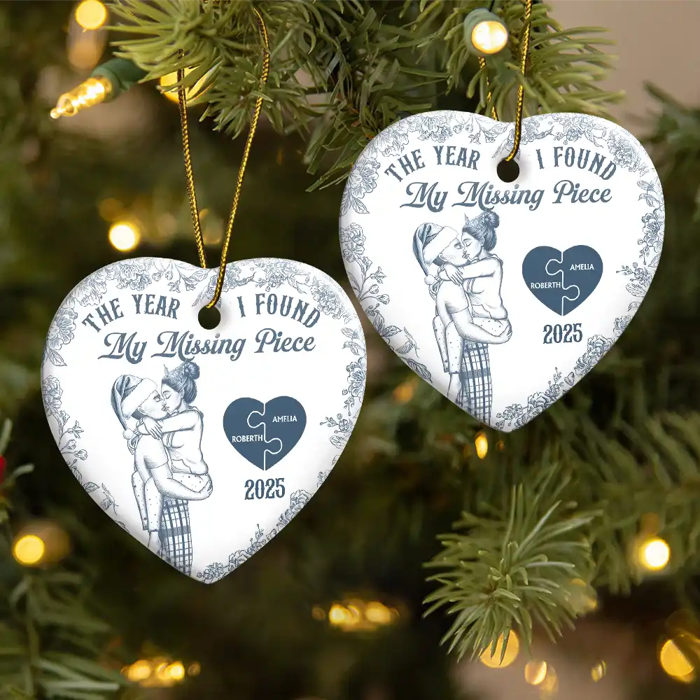 The Year I Found My Missing Piece Kissing Couples Toile - Personalized Heart Ceramic Ornament - Image 2