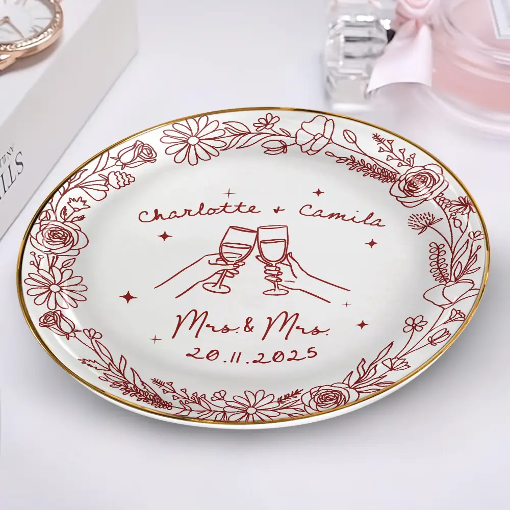 Toile De Jouy Engaged Married Couple Hands - Personalized Round Ring Dish - Image 2