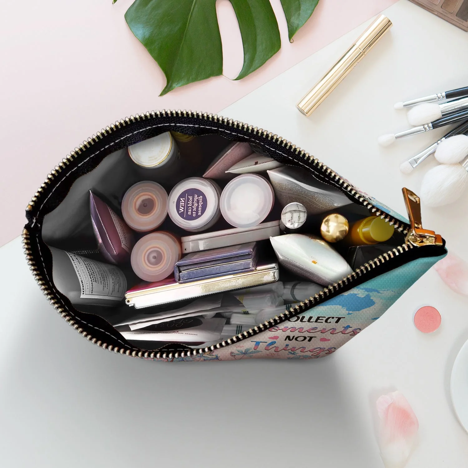 Travel Queen Living My Best Life - Gift For Travel Lovers, Travelers - Personalized Cosmetic Bag - Image 5