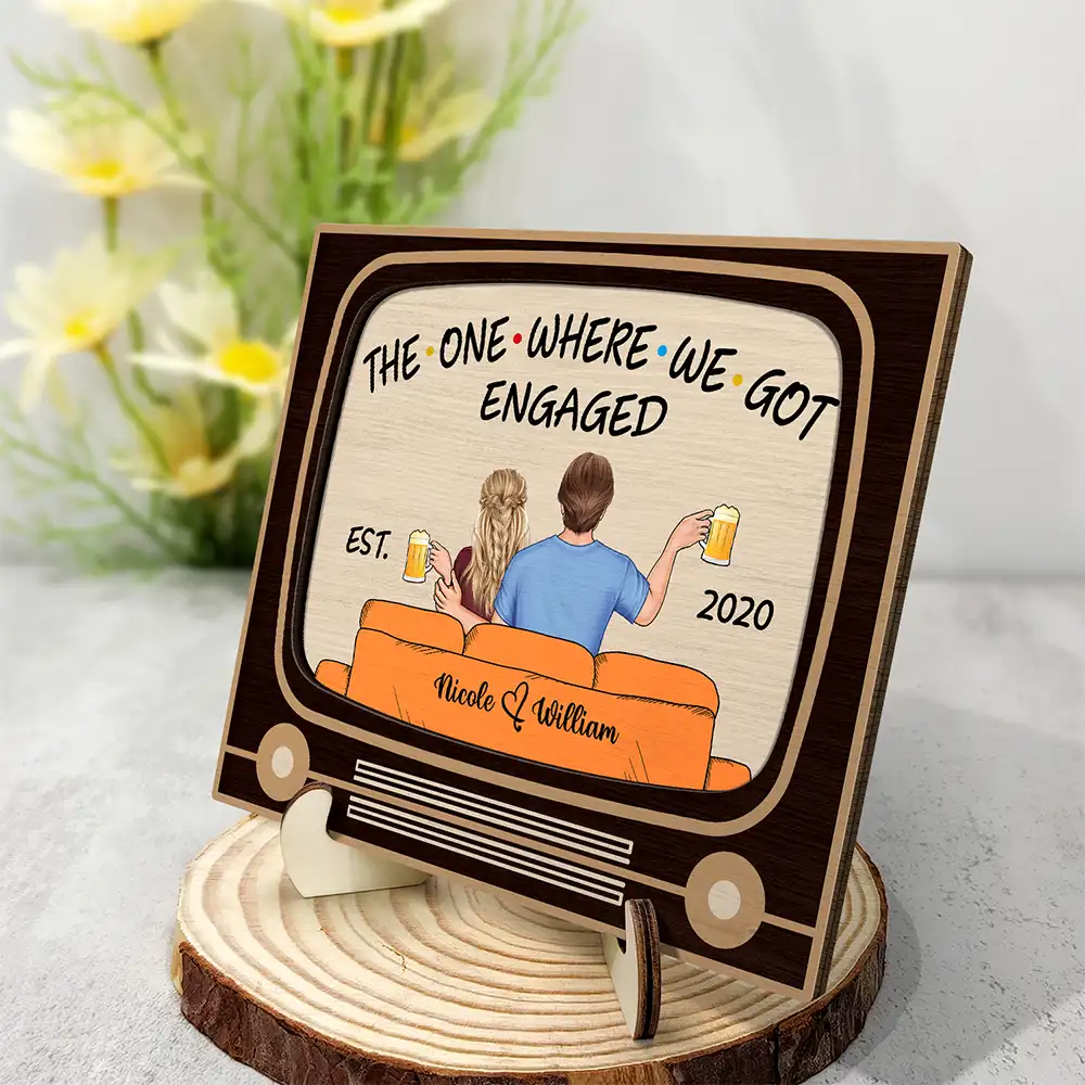 TV Show Hubby And Wifey - Personalized 2-Layered Wooden Plaque With Stand - Image 2