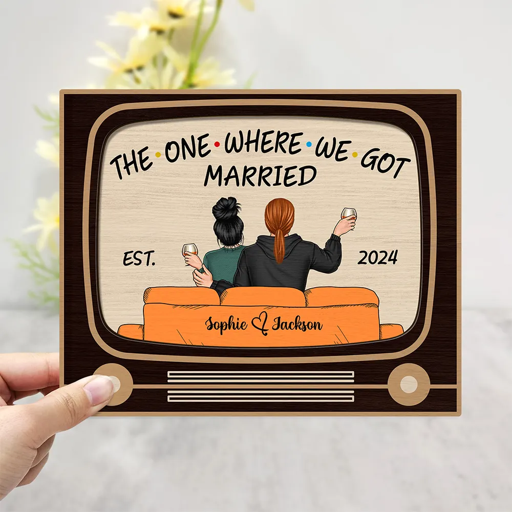 TV Show Hubby And Wifey - Personalized 2-Layered Wooden Plaque With Stand - Image 3